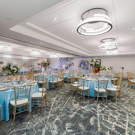 Hotel Doubletree By Hilton Carson Extérieur photo