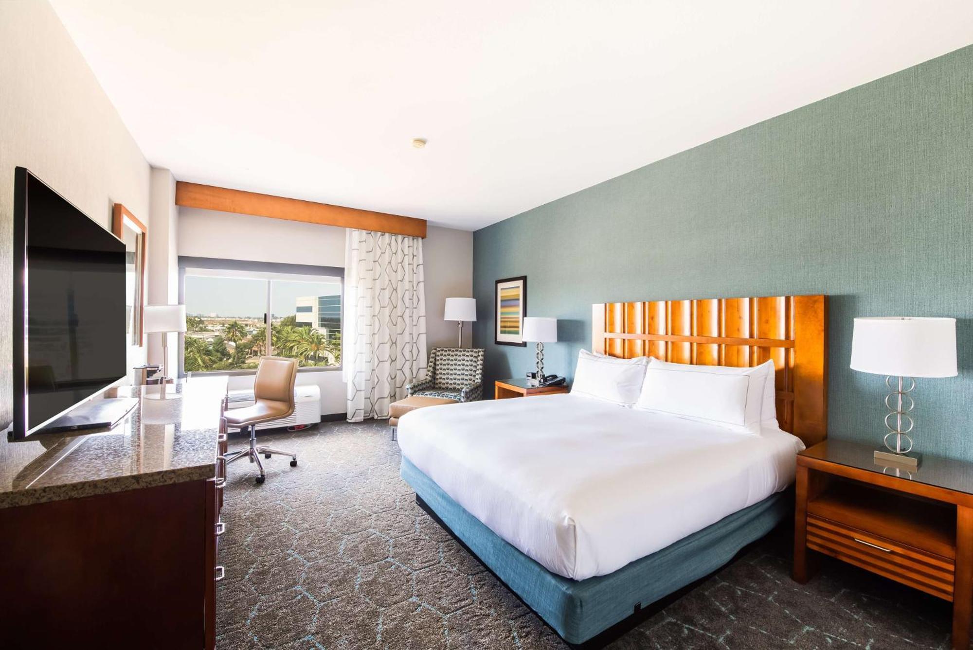 Hotel Doubletree By Hilton Carson Extérieur photo